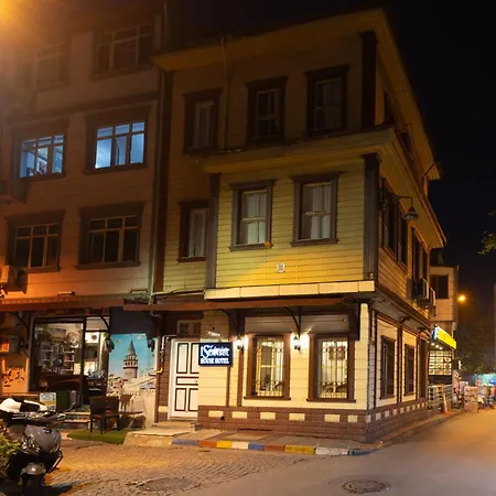 Apartment Ays House